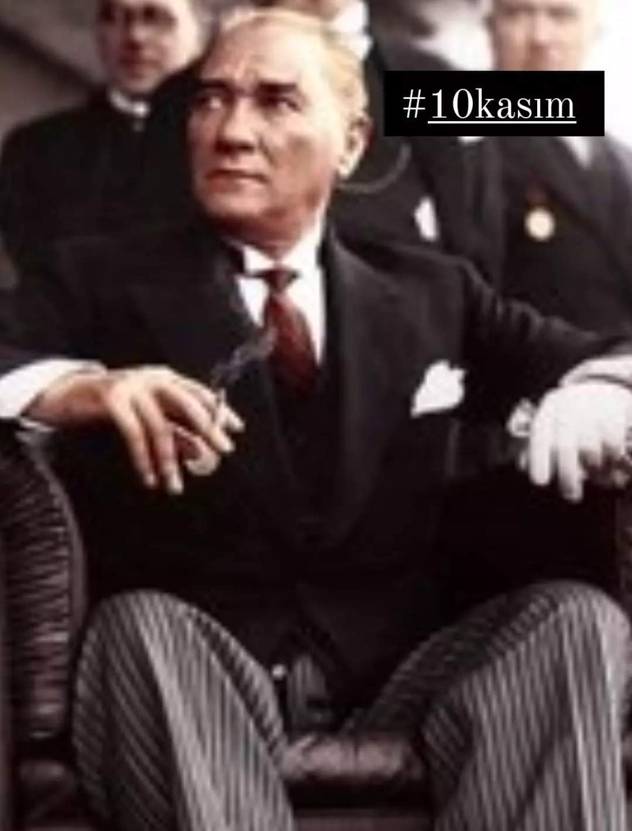 Bizler senin ilkelerinle, senin yolunda, senin ışığınla dimdik yürüyoruz

Aklımızda fikirlerini, kalbimizde sevgini sonsuza dek yaşatacağız

Sen huzur içinde uyu Atam, daima izindeyiz! 🇹🇷

#10Kasım