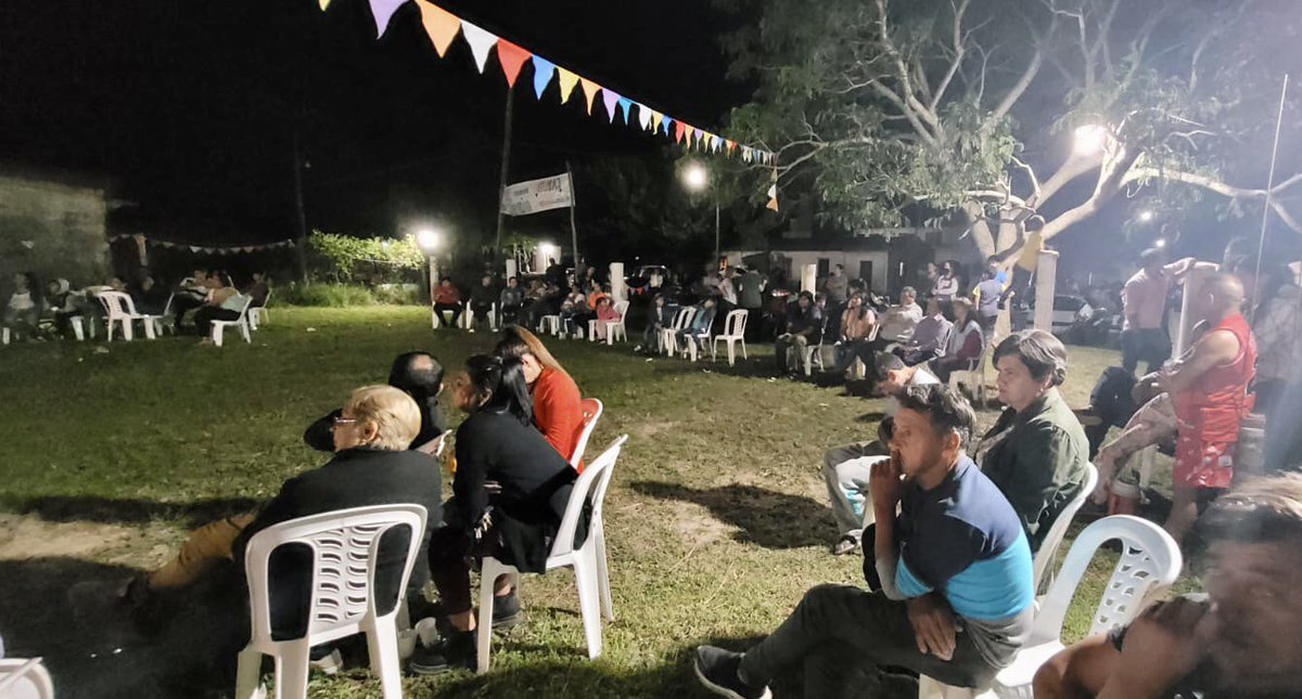 carlitosoviedo's tweet photo. Hay mucho por hacer y mejorar en todos los barrios de la ciudad y lo vamos a hacer con la convicción y la responsabilidad que nos caracterizó siempre, porque amamos Esquina y queremos un futuro digno para todos. #Lista51 🇦🇷 https://t.co/NM7buukgVu