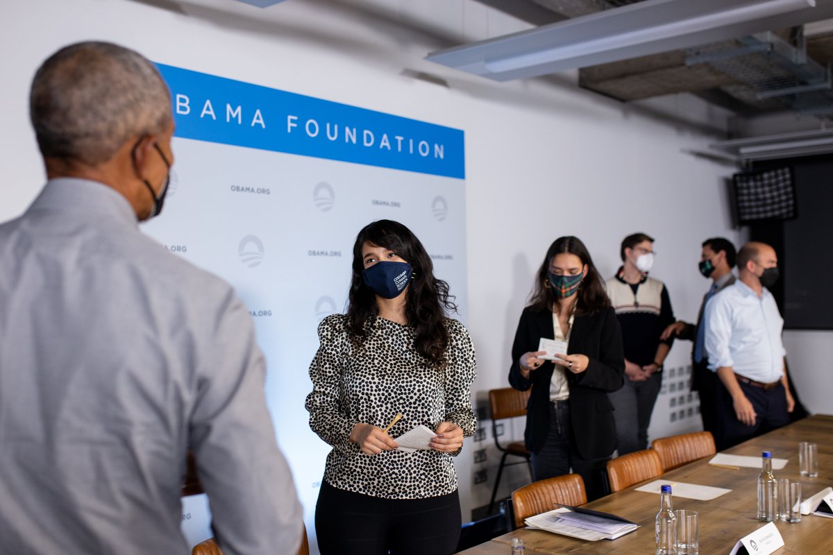 ObamaFoundation's tweet photo. After speaking to delegates about the urgent need to address the climate crisis at #COP26, President @BarackObama joined a group of #ObamaLeaders working on the frontlines of #ClimateChange for an energizing discussion.
📸 Here's a look at yesterday's conversation: https://t.co/nG60NEwHwT