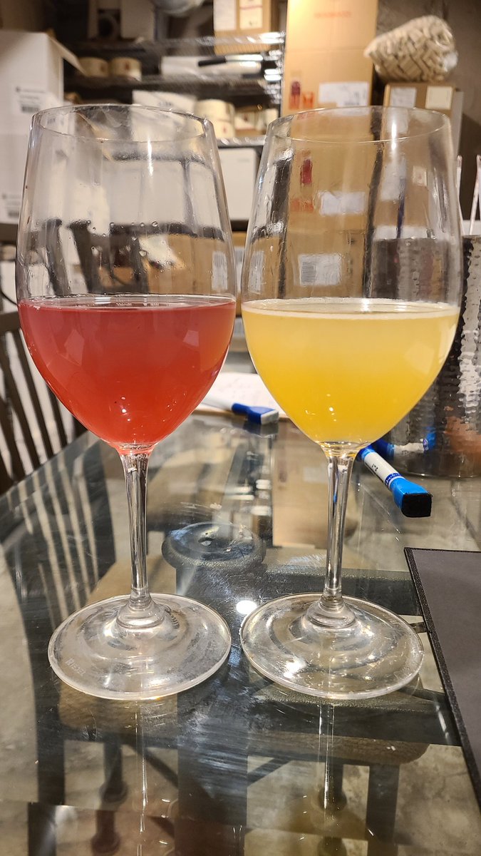 LeaningPostWine's tweet photo. Piquette anyone? Bottling tomorrow
.
.
#piquette #naturalwine #wine #notwine #notwinebutstillgood #workingwinery #Winona #lincolnlakeshore #leaningpost #leaningpostwine #leaningpostwines #Niagara #NiagaraWine #winecountryontario https://t.co/SD97jNWY3k