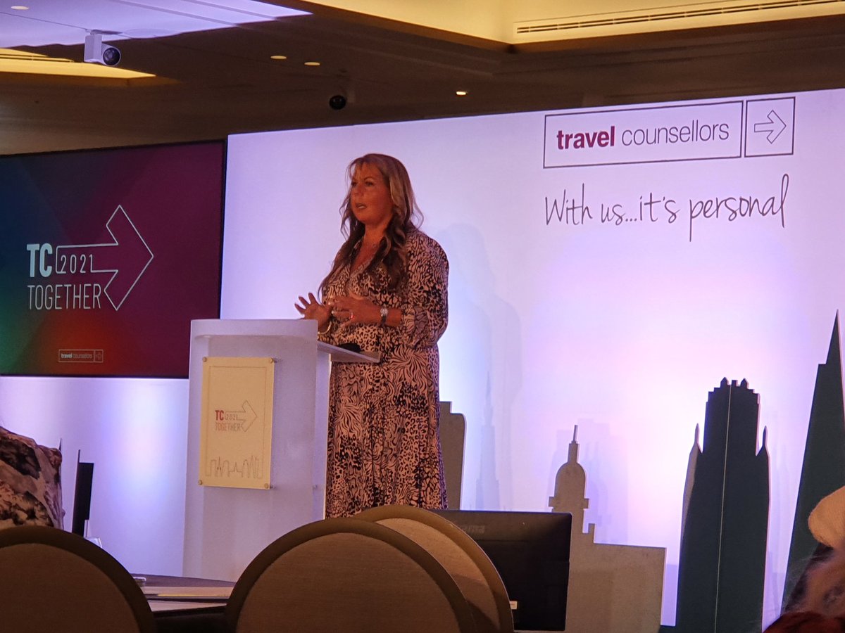 SteveFinch_TC's tweet photo. It's been a while, nice to see my fellow Travel Counsellors again...at Jumeriah Carlton Tower, London #tctogether https://t.co/WAiPLCGvf7