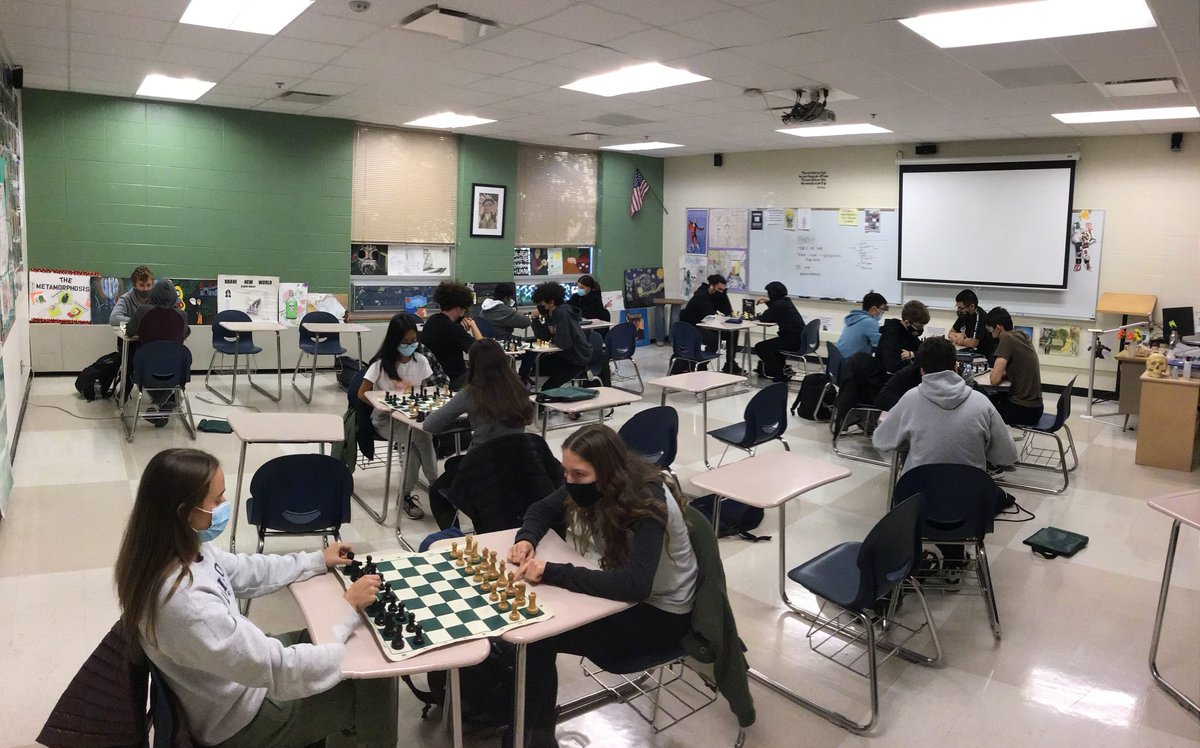 234MrA's tweet photo. Chess club @RHSRebelPride tournament today: round 1 https://t.co/kblUkJh2rl