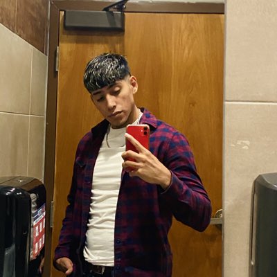 Jorgeerey7's tweet photo. #NewProfilePic https://t.co/EXUWHa6p08