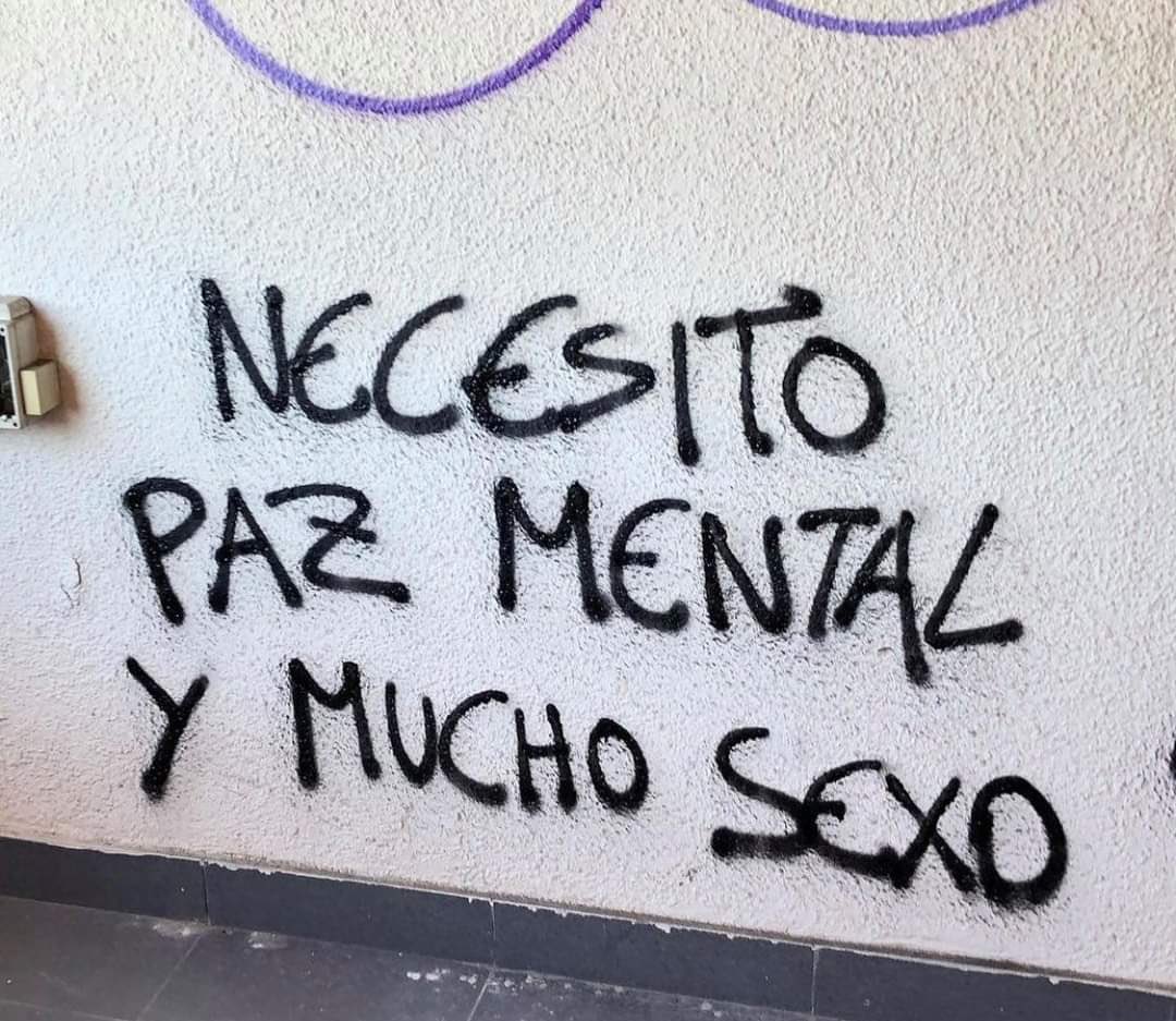 SennorReds's tweet photo. Y mucha plata también. https://t.co/RzxOIdUgoF
