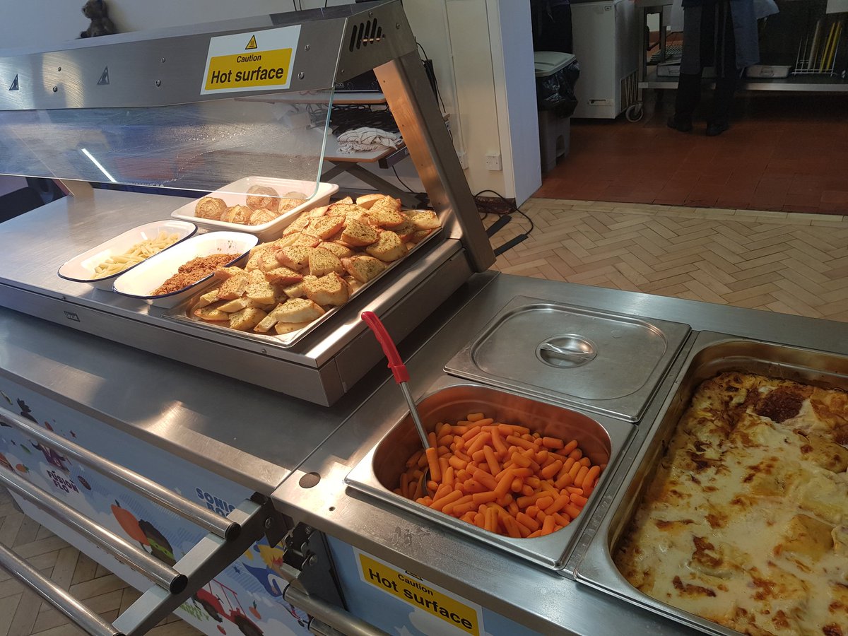 infantskitchen's tweet photo. Lasagne day! It smelt amazing!! https://t.co/QeLYGSmwxi