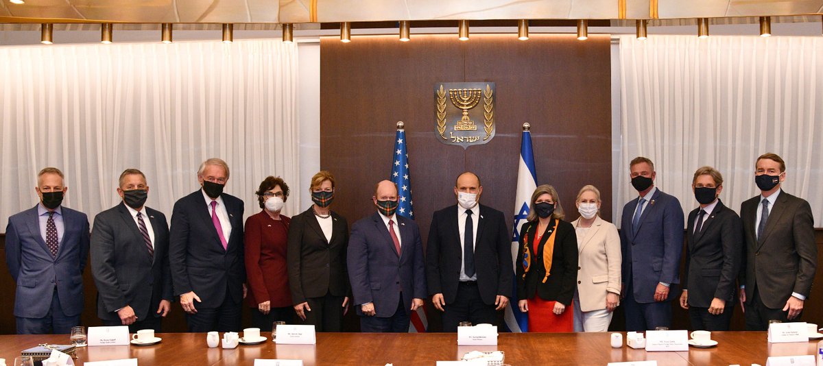 IsraeliPM's tweet photo. Prime Minister Naftali Bennett met tonight with a bipartisan US Congressional delegation led by Senator 
@ChrisCoons, at the Prime Minister’s Office in Jerusalem. 
🇮🇱 🤝 🇺🇸 https://t.co/zwPEXaQ0U6