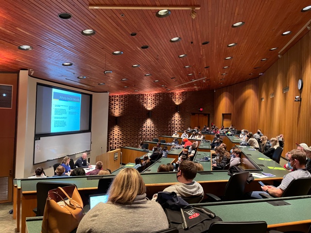 ReadySlcs's tweet image. Thank you to the Oakland County Bar Association, MSU Management Education Center, OCBA Law-Related Education Committee, and all the outstanding presenters at the OCBA Youth Law Conference.  South Lyon High School &amp;amp; South Lyon East High School students greatly enjoyed this event!