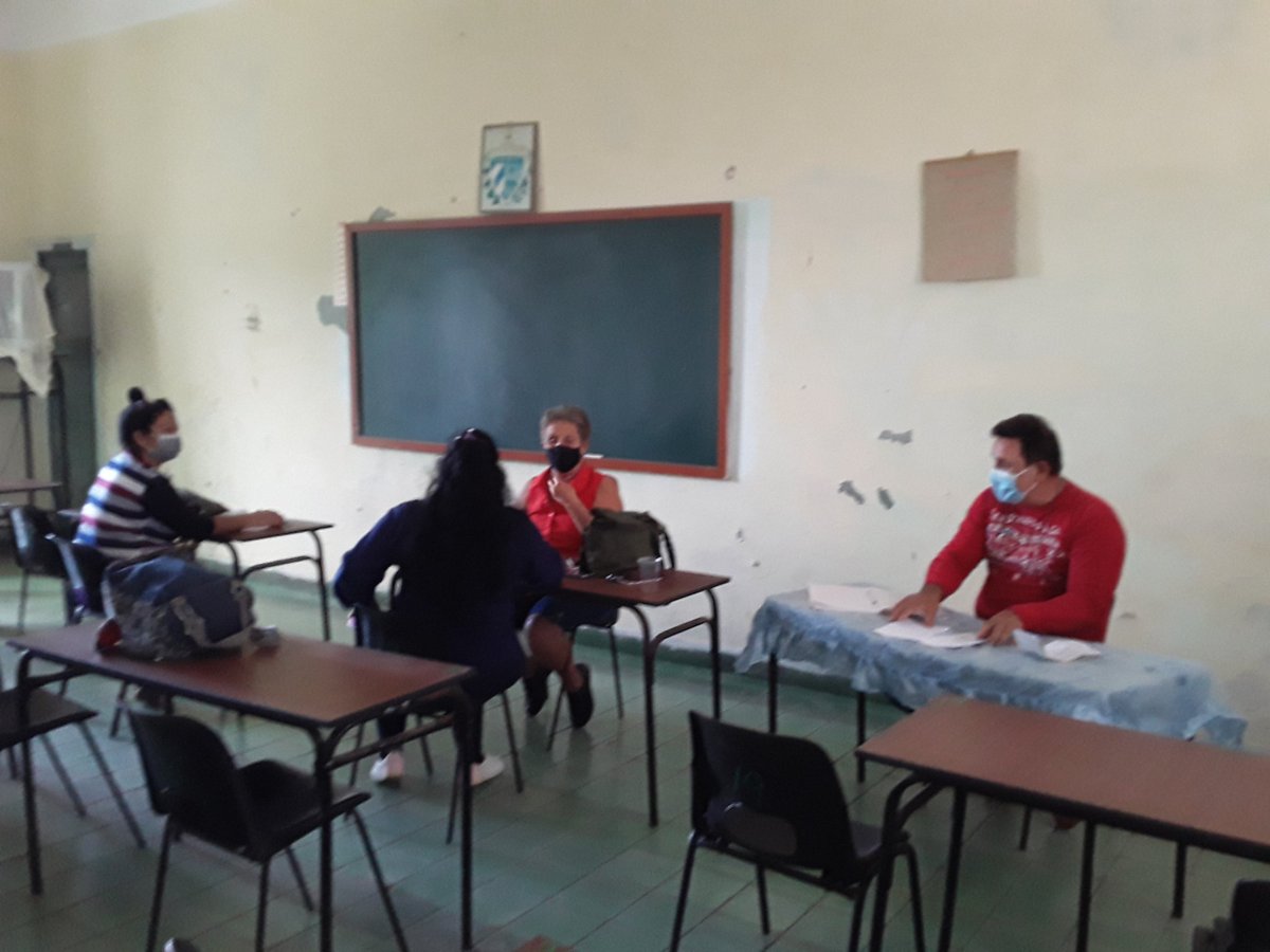Capacita él  subdirector económico a los administradores de los centros educacionales sobre él trabajo á  realizar  en los  inventarios de sus  centros