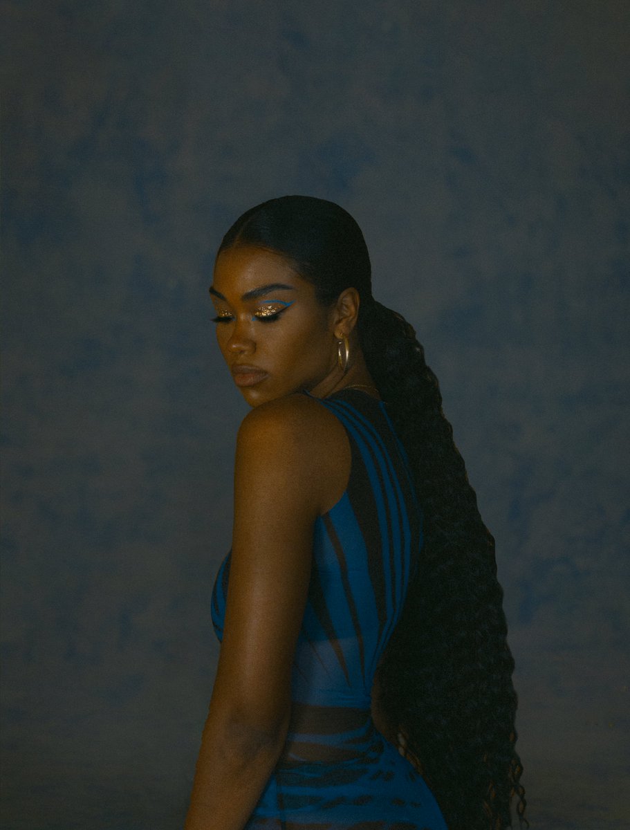 wenzok's tweet image. in the studio w/ amber mark 📸