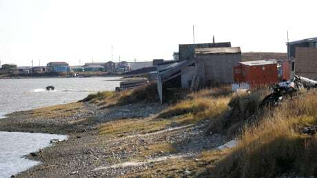 10-day containment order issued for Tuktoyaktuk, N.W.T., as cases rise to 16 ift.tt/3BYJxSH