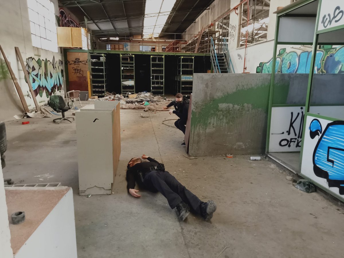 SPPLB_APV's tweet image. Formación #PolicíaPortuaria, jornada de formación continuada, varios talleres simultáneos  con temáticas y objetivos diferentes de potenciación. Soporte Vital Básico, IMVI’S, RCP Y DESA primer interviniente policial.
@SindicatoSpplb @PedroGilSPPLB