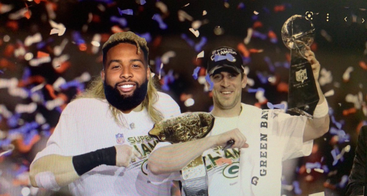 KyleMocku24's tweet photo. This picture was taken from the future. February 13th 2022 at around 8:42pm CST. @obj @packers https://t.co/UKG15QA9eZ