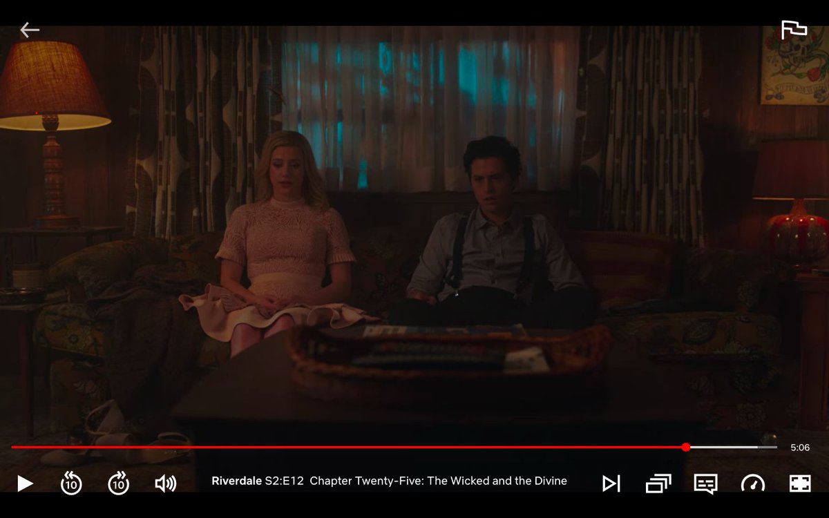 moodforchaospod's tweet photo. Screencaps from S2E25: Someone call Hozier because Riverdale is taking us to church. https://t.co/m12RmeUIC8