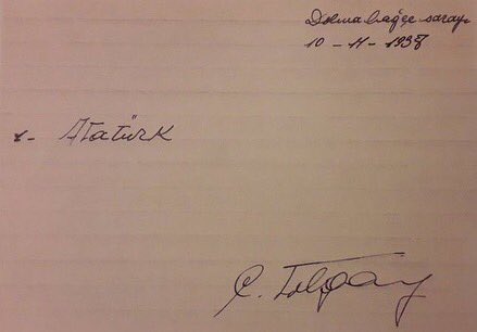 Atatürk'ün ölümüne tanıklık eden nöbetçi yaverin nöbetçi yaver defterine düştüğü not. "Atatürk" yazdıktan sonra "öldü" yazmamış, yazamamış.

Sonsuza dek yaşayacak. #10Kasım