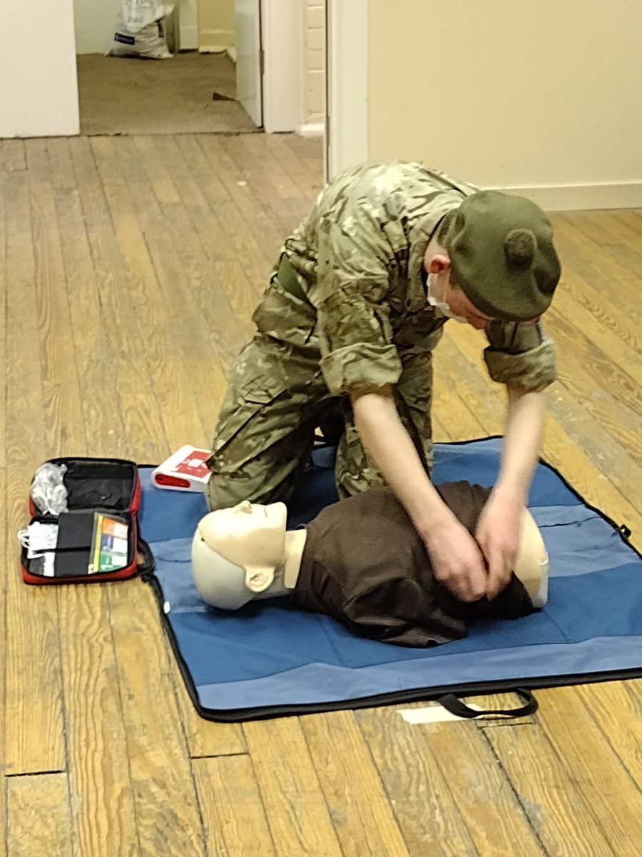 KirkconnelD's tweet photo. Some great first aid skills shown tonight from the cadets at kirkconnel detachment. Well done all. @MindenPr @JackieOram3 @WestLowlandACF https://t.co/qQCZVhPYYg
