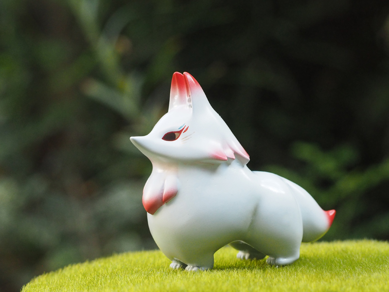 デザフェス54 の作品② 「丸狐 -立ち姿-」 後ろ足を出してみました。丸