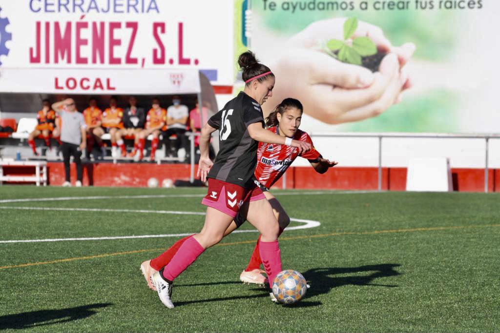 EFMLanzarote's tweet photo. ✔ Aquí teniu les FOTOS 📸 de la última jornada del nostre Femení A davant la UD Viladecans.
➡️ Si vols veure totes les fotos, ho podràs fer al nostre Facebook:
https://t.co/LJkKWMnbwL
#SentimentEFML
#efml #efManuLanzarote
#ManuLanzarote #futfem https://t.co/vy9sA1EBDr