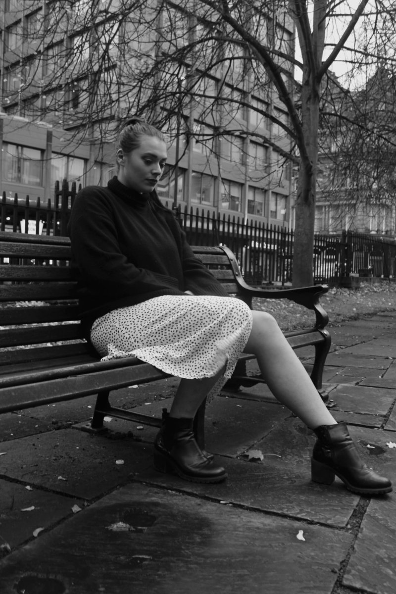 Sam Readman (@samreadmanmusic) on Twitter photo Did somebody say second single? 😈
~27/11/21 ~
📷= WKD_artist Did somebody say second single? 😈
~27/11/21 ~
📷= WKD_artist