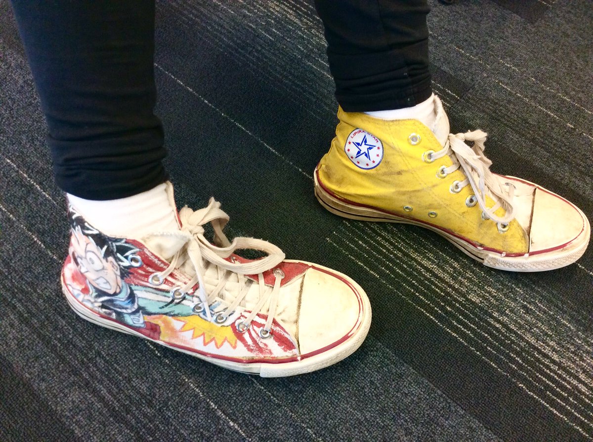 BrechinHighLib's tweet photo. We had a choco-lot of fun at #CraftsClub today!
Delicious hot chocolate because the nights are drawing in π, and -
Morganβs EPIC #MyHeroAcademia customised cons! ππ
#ThisIsBrechin https://t.co/j8pTh3Rf4P