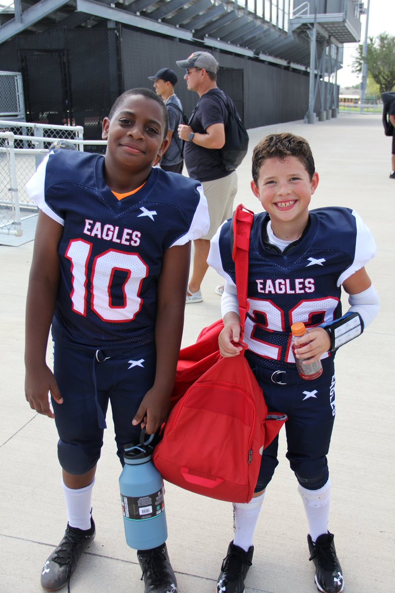 cherry_aimee's tweet photo. Hey A-Town: the D3 Allen Eagles are playing in the ASA Super Bowl at Allen Eagle Stadium, this Saturday at 10am. We’d love y’all to come out &amp; show your support; sure would mean a lot to these future @alleneaglesfb players!
       
🅰️🆙 https://t.co/0bUmgqGeiB
