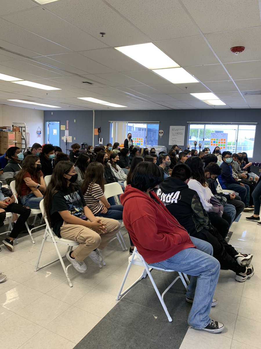 RRealcounselor's tweet photo. From the American Foundation for Suicide Prevention, Dawnel DeRubeis talked today to Rio Real middle school students about how to deal with Stress and Sadness in Healthy Ways.
@RioRealSchool 
@RioSDLive https://t.co/RjPGBga4hv