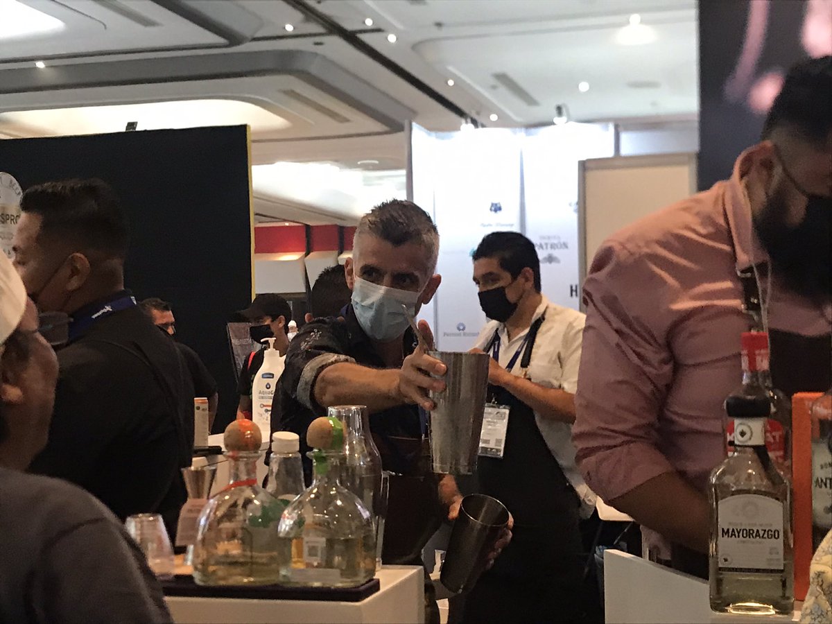 espacioportadas's tweet photo. #AlMomento desde la #Exphotel2021 evento dirigido a las grandes cadenas de #Hoteles, #Restaurantes, #Bares y #Cafeterías de todo #México, #CentroAmérica y el #Caribe. @exphotel https://t.co/h37qZGcGze
