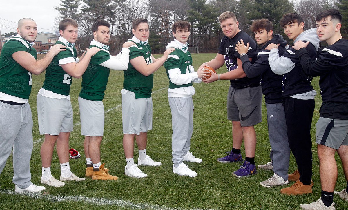 MetroWestSports's tweet photo. “It’s an awesome opportunity for our student-athletes to display their athletic talent on one of the most iconic ballparks in all of America.”

Blackstone Valley Tech, Nipmuc will play Thanksgiving football rivalry game at Fenway Park | ✍️: @tommycassell44 https://t.co/T2yCSPOA9D https://t.co/dAIwpDRUrI