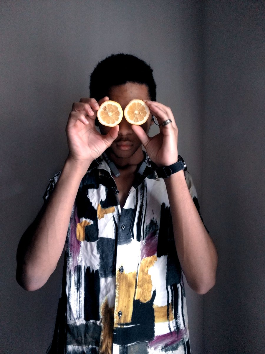 Tyleejr's tweet photo. @ZARA #shirts #ZARA #zaramen #selfportrait #selfport #moodyarts https://t.co/gXn5Jre668
