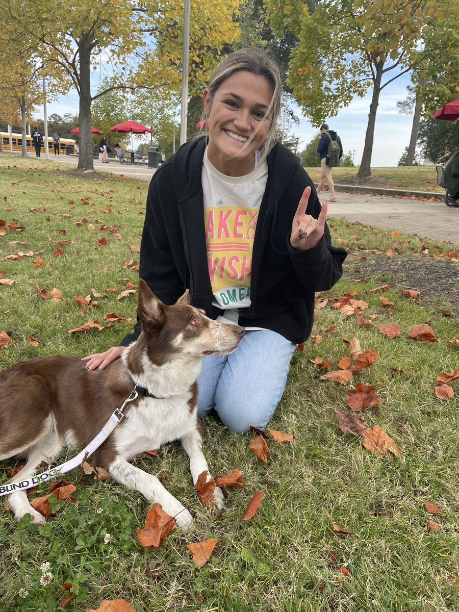 Red_Wolf_Pack's tweet photo. Special shoutout to A-State service and Learning for hosting Howl’s Self Care Fair today on the lawn —— what a fun way to take a break from school to learn about wellness opportunities on campus and in the community! https://t.co/DE1ZHubM7r