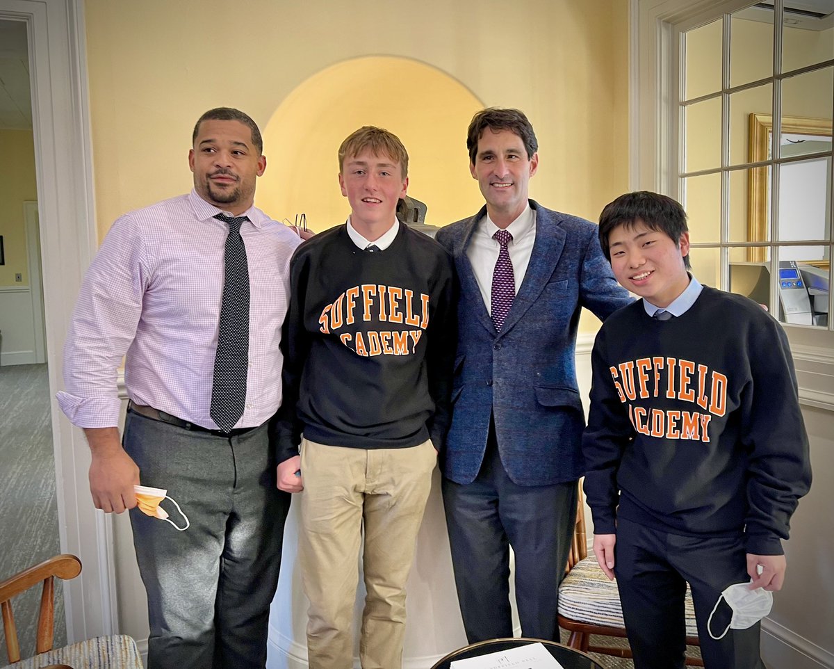tim_murphy's tweet photo. Fessy 9th graders are on the road visiting secondary schools! Thanks to all the @fessy alums and admission staff who welcomed them to @TaftSchool @ChoateAdmission  @SuffieldAcademy and many others! https://t.co/IyPmFjDrvL