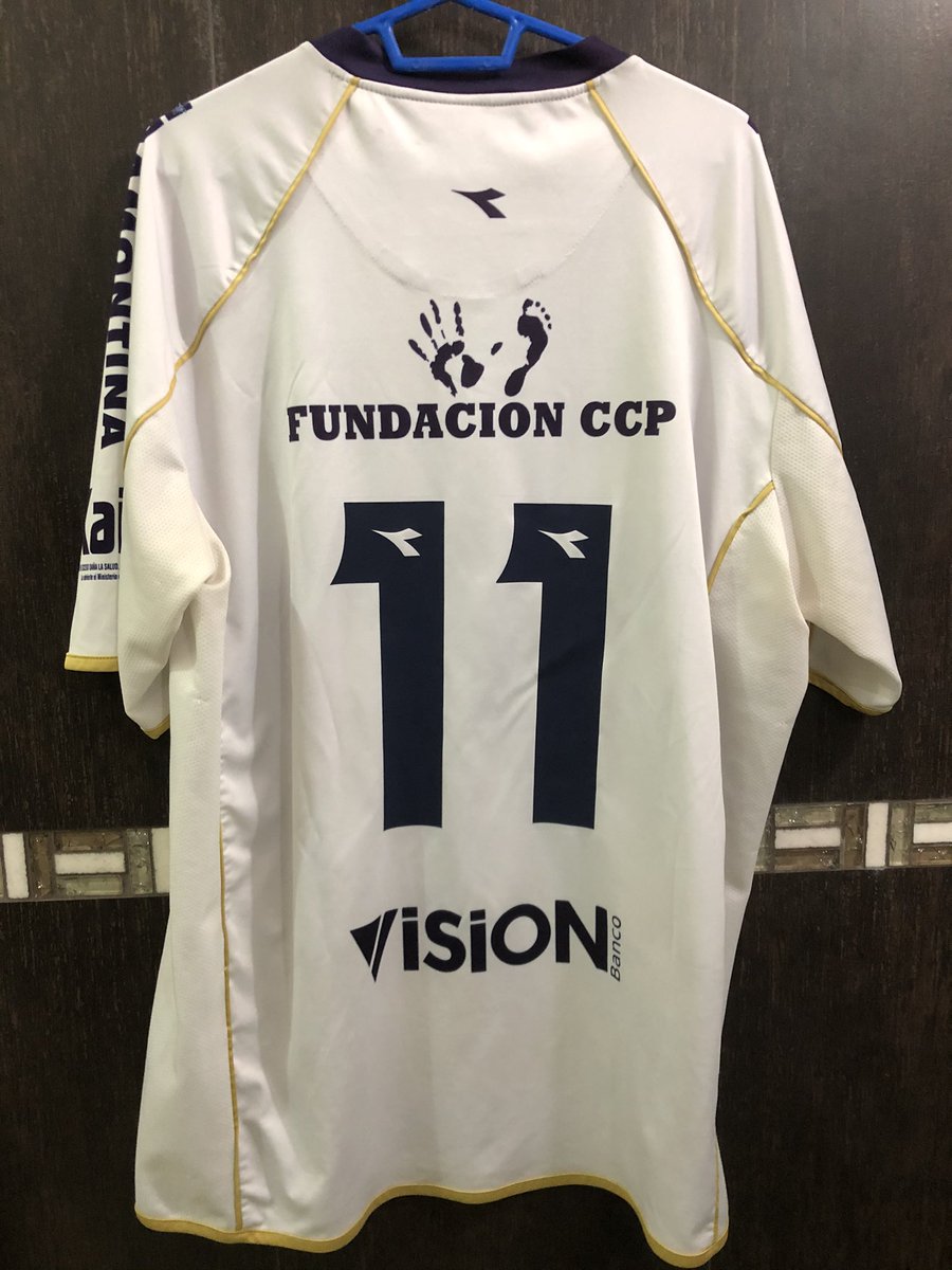 C A M B I O!!! Diadora 2012 Apertura. Tamaño XL. 0981562411 <a href="/ColeccionCCP/">Coleccionistas del Club Cerro Porteño</a> <a href="/CasacasdeCerro/">Casacas de Cerro</a> <a href="/brunx23/">#1delosmillonesde25</a> <a href="/sergiomurdock/">sergio cabrera</a> <a href="/CesarArcePy/">Cesar Arce</a> <a href="/Danymacica/">𝓓𝓪𝓷𝓲𝓮𝓵 𝓜𝓪𝓬𝓲𝓮𝓵 𝓒. 🇵🇾</a> <a href="/BOLLIMORENO/">FEDERICO MORENO</a> <a href="/FeFerreira23/">Federico Ferreira 🇵🇾</a> <a href="/german_arce_89/">germán</a> <a href="/Coleccion_Cerro/">Coleccion - Museo Cerro Porteño</a> <a href="/Pereira_Mauri/">Mauricio Pereira</a> <a href="/AdrianJara/">Adrian Jara</a> <a href="/victormareco13/">Victor Hugo Mareco</a> se agradece el rtw!!