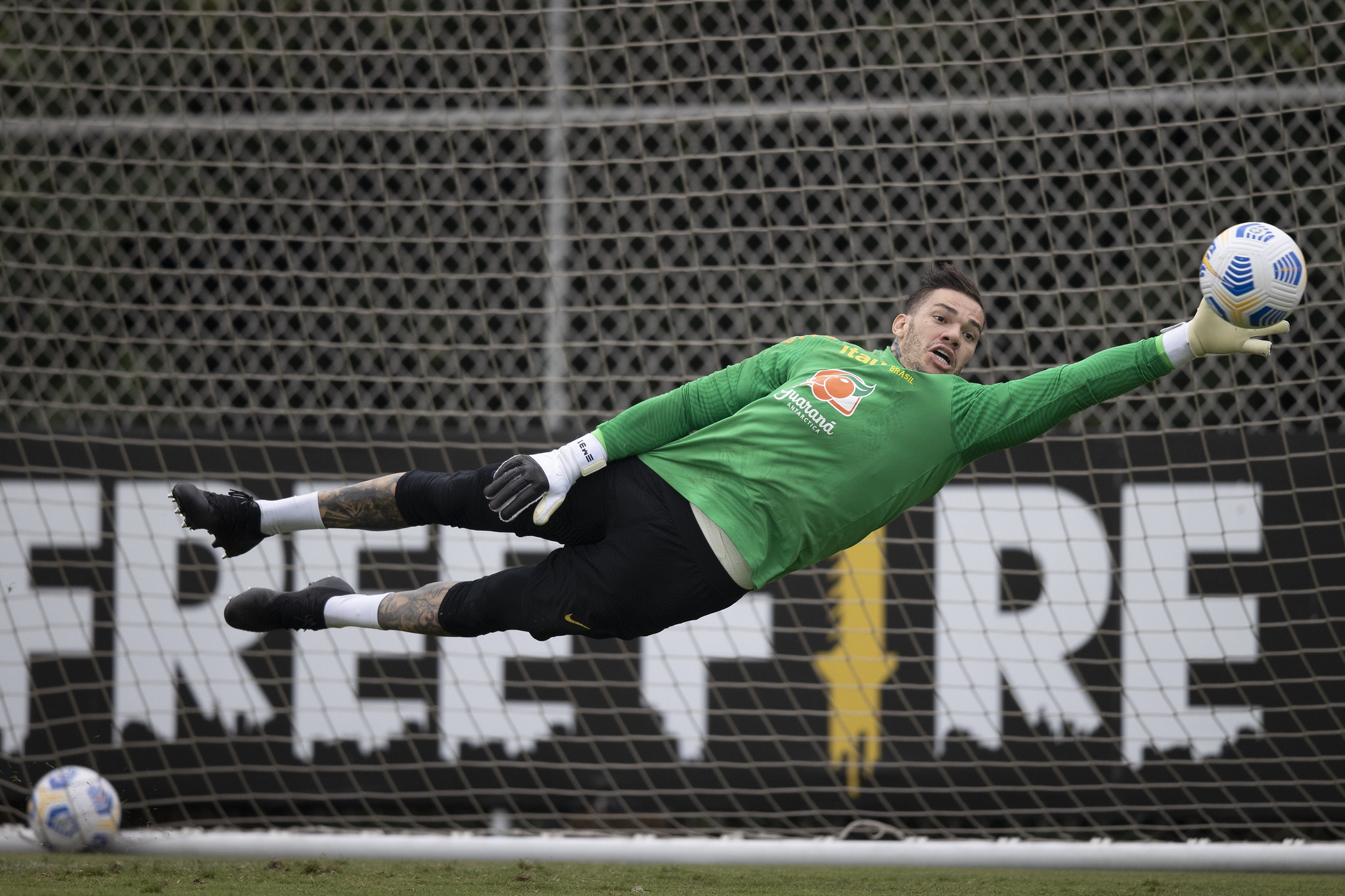 Campina Grande, Brazil. 15th Mar, 2020. Marcelinho Paraíba enters the field  before the start of the game between Perilima and Centro Sportivo Paraibano  (CSP), held this Sunday afternoon (15th) at the Ernani