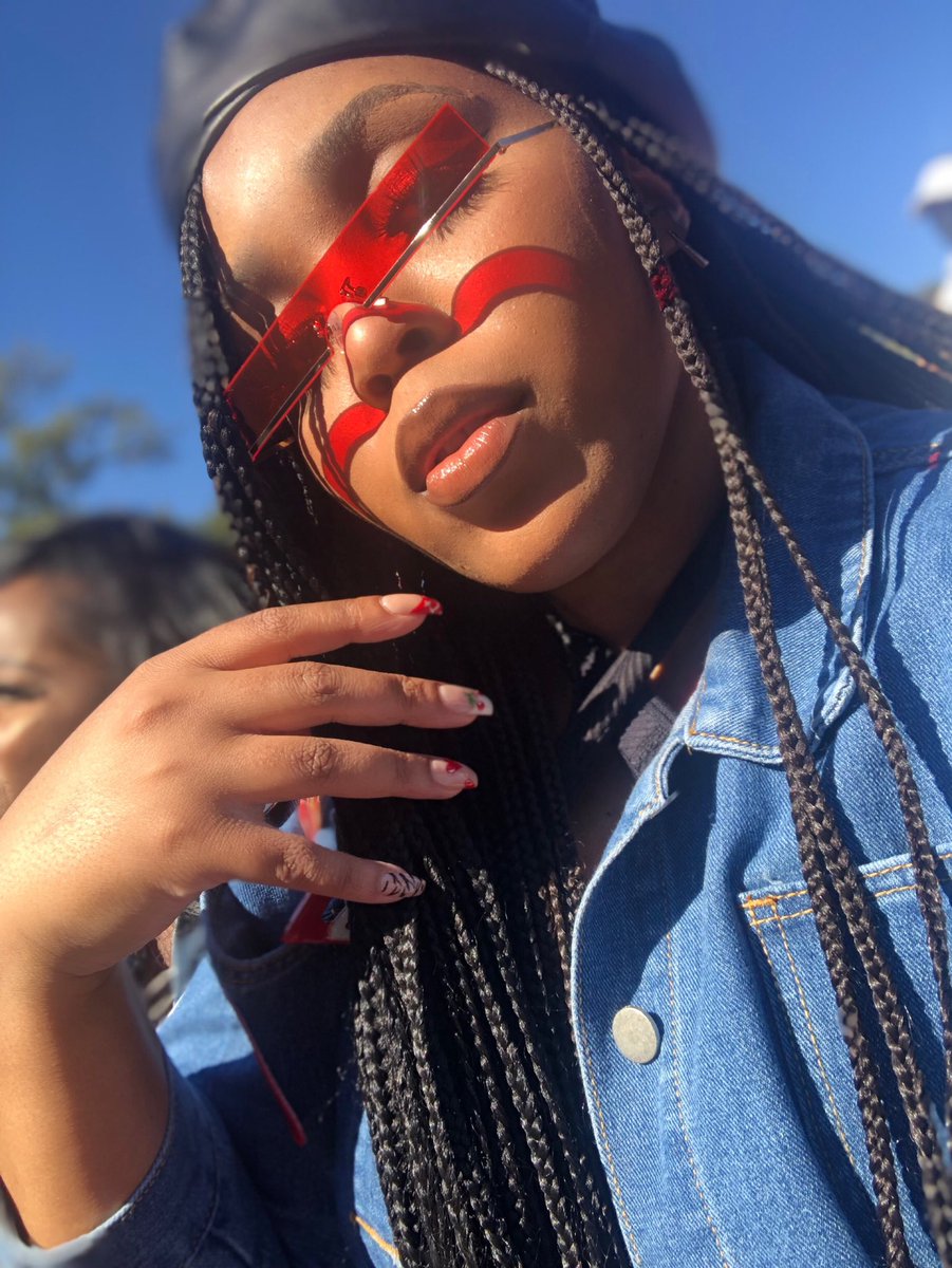 GetJaBody's tweet photo. I’m so happy to be melanated and not need filters or facetune 🙌🏽 https://t.co/cdgV8Zv2So
