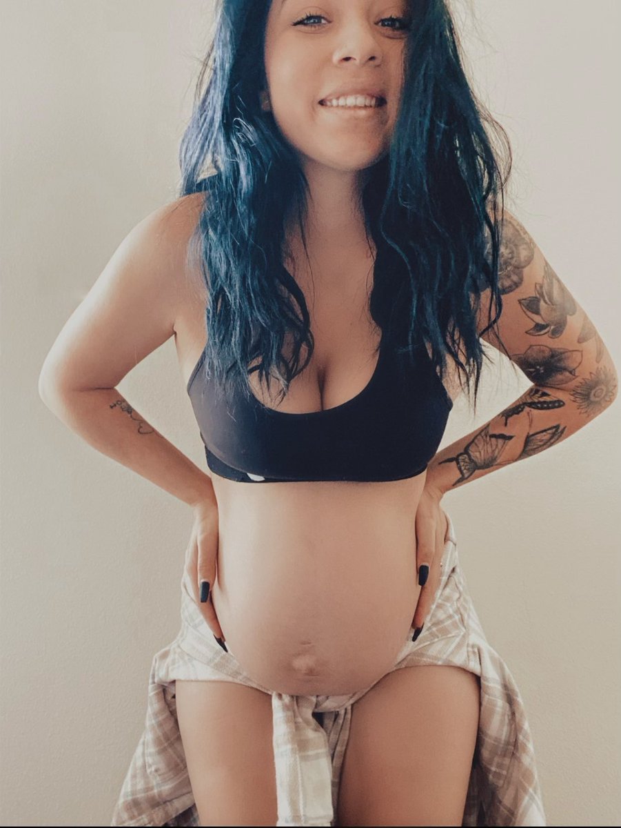 disneymama_to_3's tweet photo. hello third trimester💙
welcome back nausea💙
#28weekspregnant #84daysleft💙 https://t.co/TVob7Np6F0