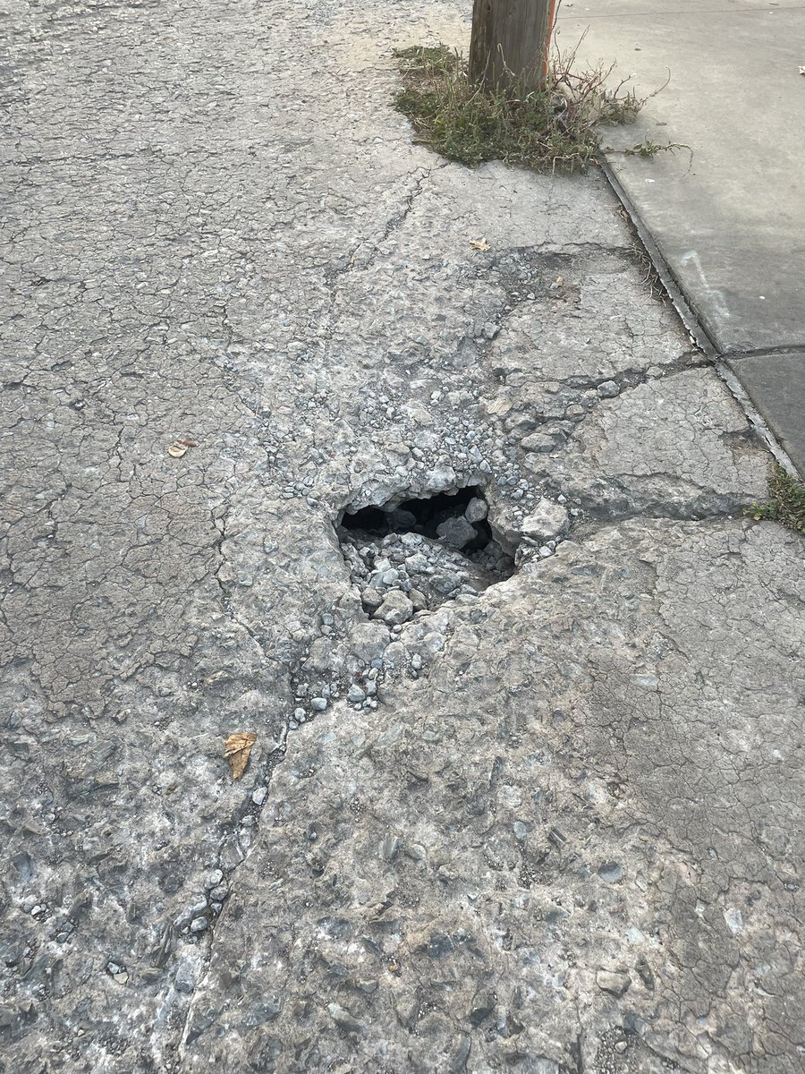 R&J Lounge and Supper Club tweet media