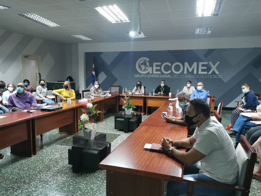 RaldelaNuezMor1's tweet photo. Apoyando proceso de informatización del comercio exterior en @GecomexCuba con la aplicación #Recomplus solución desarrollada por la @etibiocubafarm1  @R_Malmierca @MaydaMauriBCF @BioCubaFarma  @JorgeLuisPerd20 https://t.co/SsctUhiokP