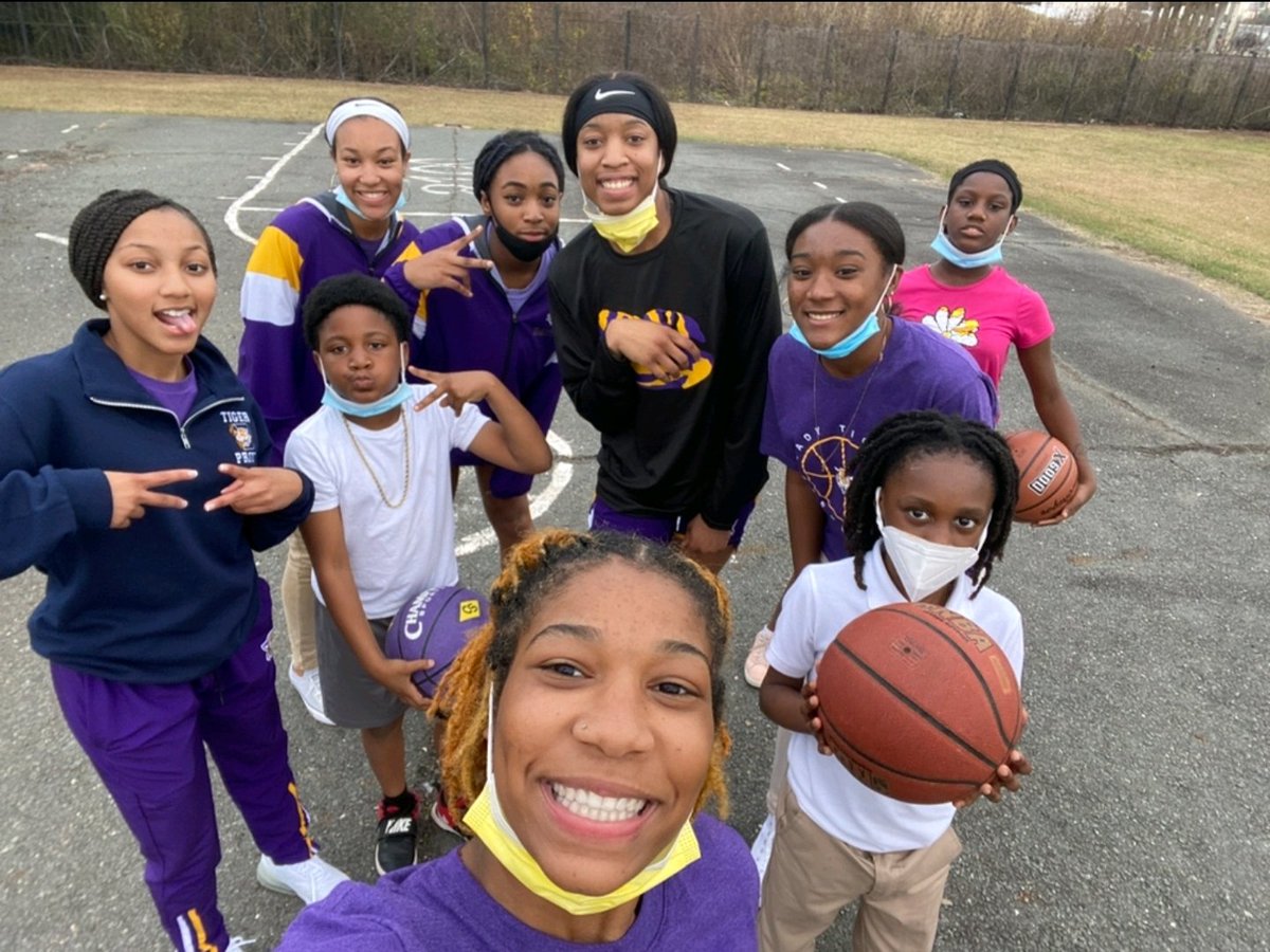 Benton Lady Tigers Basketball tweet media