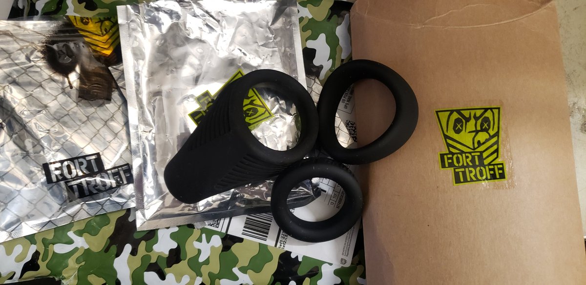 latinbtm9764's tweet photo. I got me some new toys from @FortTroff. Super excited to try these on. Especially freeballer 2.0 for obvious reasons. I'll post later of how they look. #cockring #gaycockring #exhibitionistgay #Freeballing #gayfreeballer #gocommando #teamcommando #nounderwear #noundies https://t.co/zDLmKNNe7H