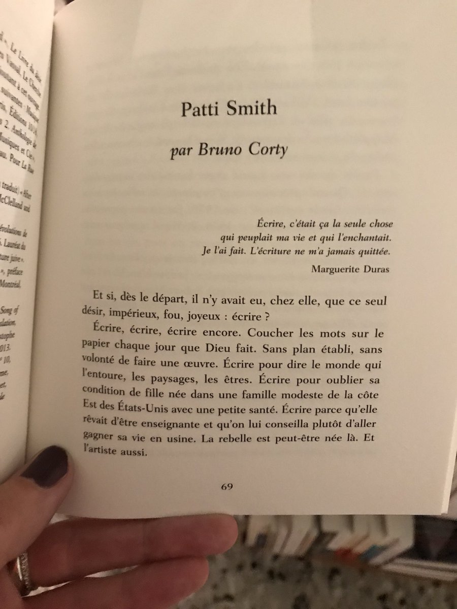 GallCorty's tweet photo. Mise en lumière « Chanteurs,Poètes » #Fidelio @EditionsPlon avec une rencontre ce soir de 4 des auteurs lors d’une séance de dédicaces @Limpromptu_lib . @cortybruno ,à  travers ses rencontres avec Patti Smith, nous dresse un portrait intimiste de l’artiste… A découvrir ! https://t.co/5o7iMU10js