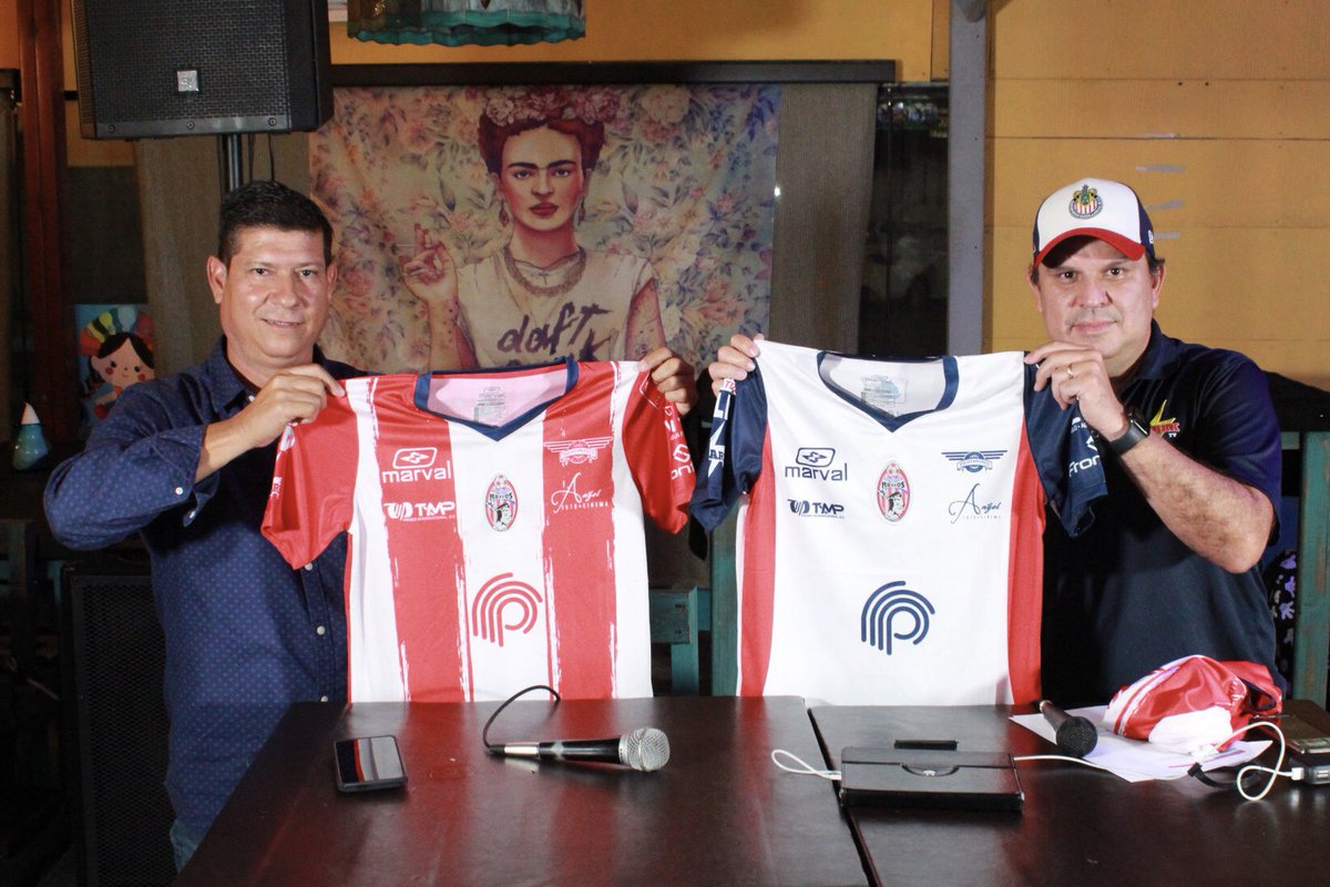 BravosNLD's tweet photo. 📸 | PRESENTACIÓN DE JERSEY 

El día de ayer tuvimos el placer de presentar nuestra indumentaria para la temporada 2021-2022, agradecemos a #SparkTv por la invitación. 

#DaleBravos🇦🇹 @LigaTDP https://t.co/72kvSw1vbW