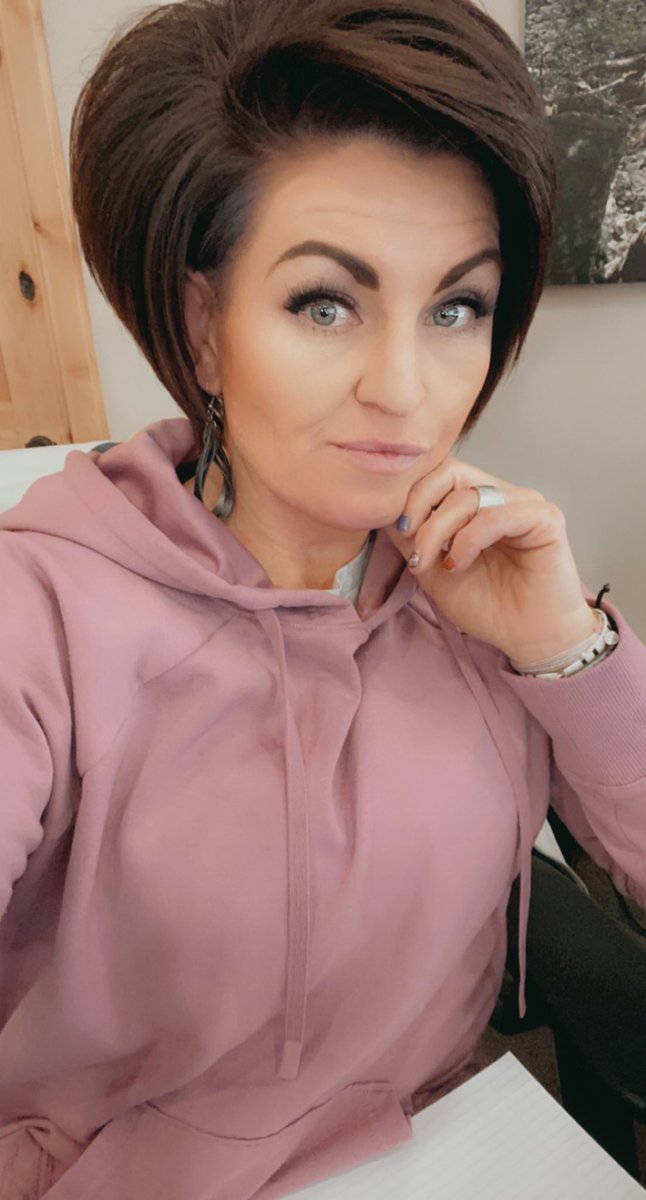 joscelyn_chacon's tweet photo. “A hungry stomach, an empty pocket and a broken heart can teach the best lessons of life.”

—unknown 

#gettingbackup
#everythingwillbeokay
#TrustTheProcess https://t.co/QXHnIGcf1U