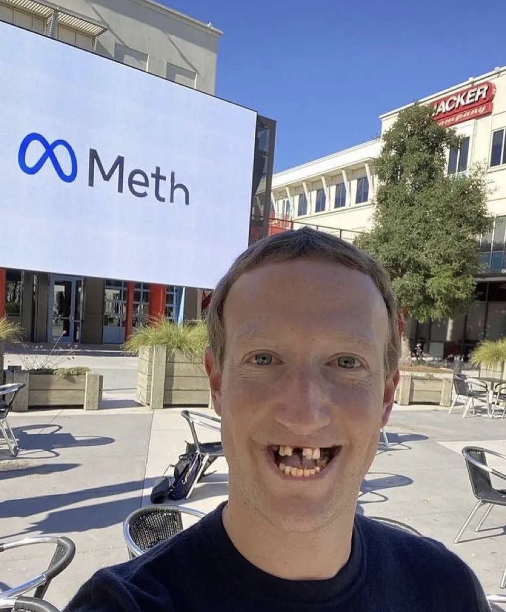 StopBezos's tweet photo. Just gonna leave this here... 😂😂😂
#Meta #Facebook #MarkZuckerberg #MEMES #stopbezos $STOPBEZOS #cryptocurrency #Litecoin #TacoTuesday #BNB #BSC #BTC #Bitcoin #JeffBezos #Trending #ElonMusk #SAFEMOON #stopelon #BSCGems #cryptopunks @elonmusk #doge #FYP #FC https://t.co/2Qp6yzh9UL