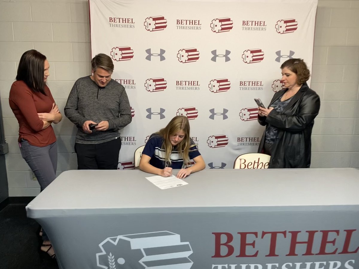 ThresherTFXC's tweet photo. We are excited to have Bethany Schrag join the Thresher XC/Track &amp; Field family! #RollOn #WeAreThreshers ⚙️ https://t.co/R3O8vWkTF2