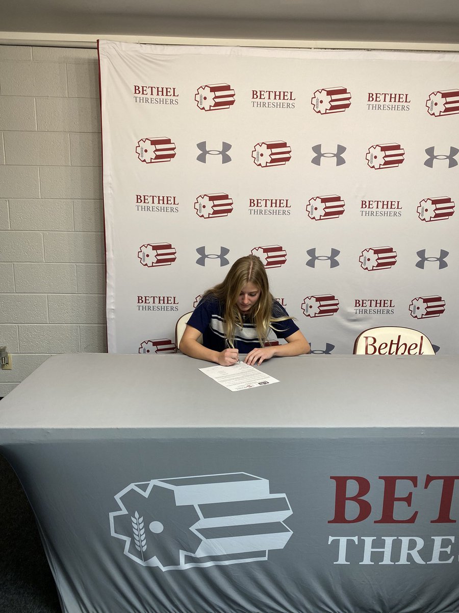 ThresherTFXC's tweet photo. We are excited to have Bethany Schrag join the Thresher XC/Track &amp; Field family! #RollOn #WeAreThreshers ⚙️ https://t.co/R3O8vWkTF2