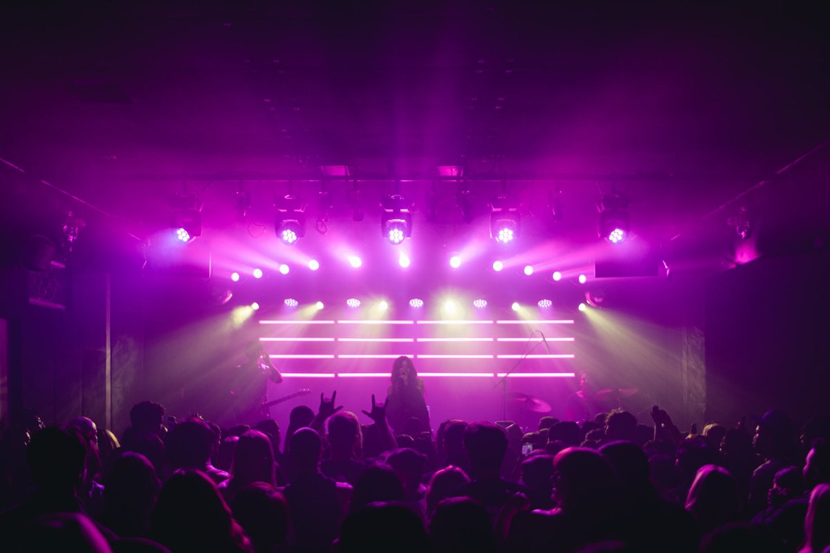 nessabarrett's tweet photo. Added 50 more tix for each ny show next week. Cant wait to see ur pretty faces 🤍 https://t.co/FR1OY4WlaJ https://t.co/EzrUrMUjz4