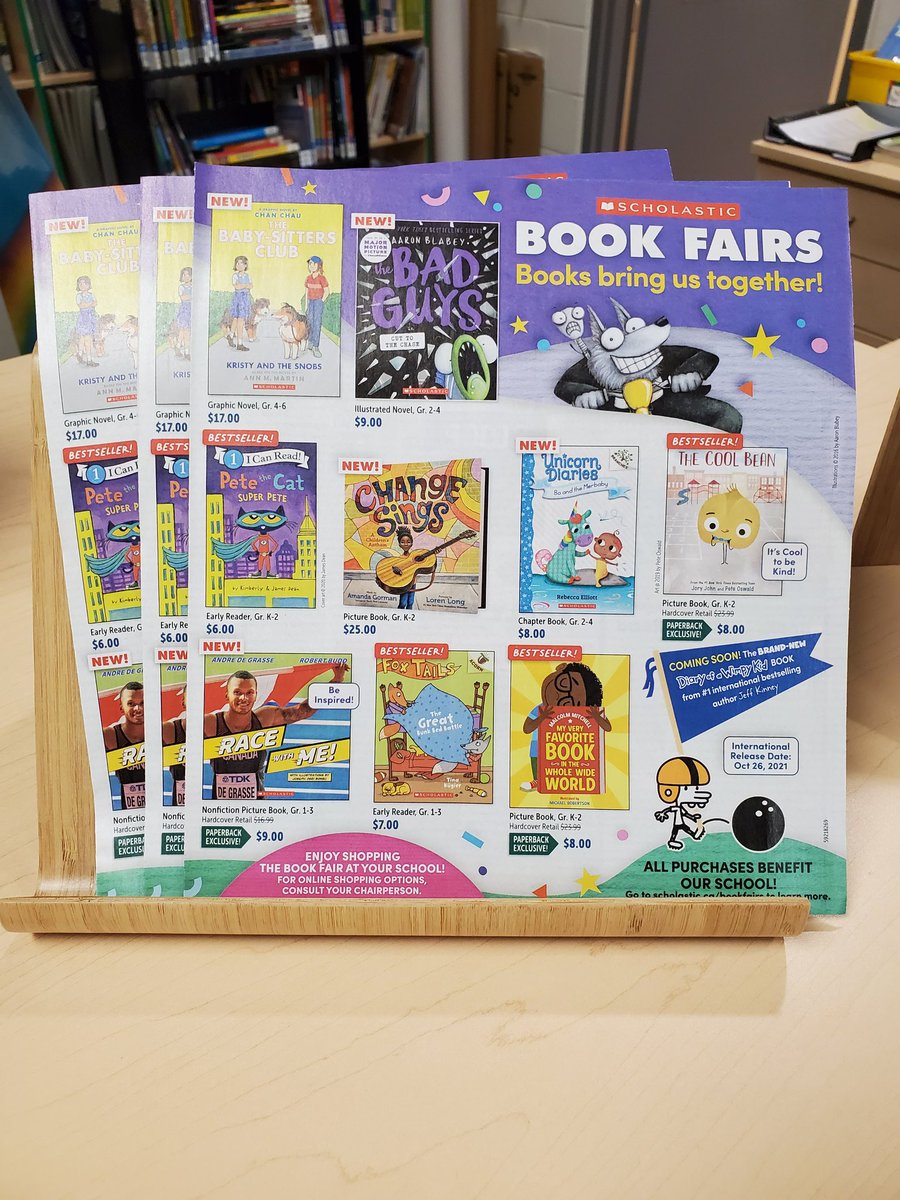 MsKeithICPS's tweet photo. Book Fair Flyers are available for students to preview. A big thanks to our Library Leaders for helping sort and deliver the flyers. #booksbringustogether @CoulsonPS https://t.co/h8BkG2K93Y