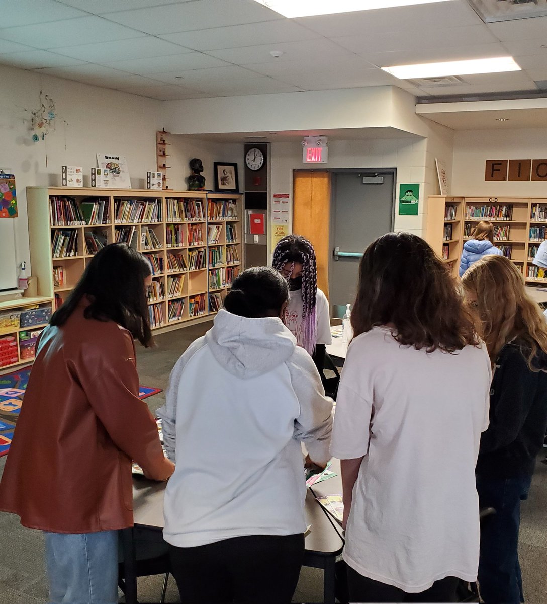 MsKeithICPS's tweet photo. Book Fair Flyers are available for students to preview. A big thanks to our Library Leaders for helping sort and deliver the flyers. #booksbringustogether @CoulsonPS https://t.co/h8BkG2K93Y