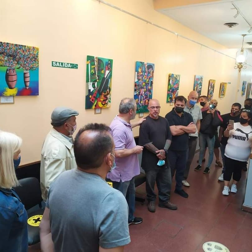 stmavellaneda's tweet photo. VOLVIERON LAS EXPOSICIONES DE ARTE EN #OSPMA
Se inauguró la muestra del artista plástico de Sarandí Juan Carlos Lagos. Estas actividades están coordinadas por el Secretario de Desarrollo Cultural Hugo Ciciro y el artista José Satti.
La muestra estará durante un mes en Laprida 70. https://t.co/1tq53vHO1X