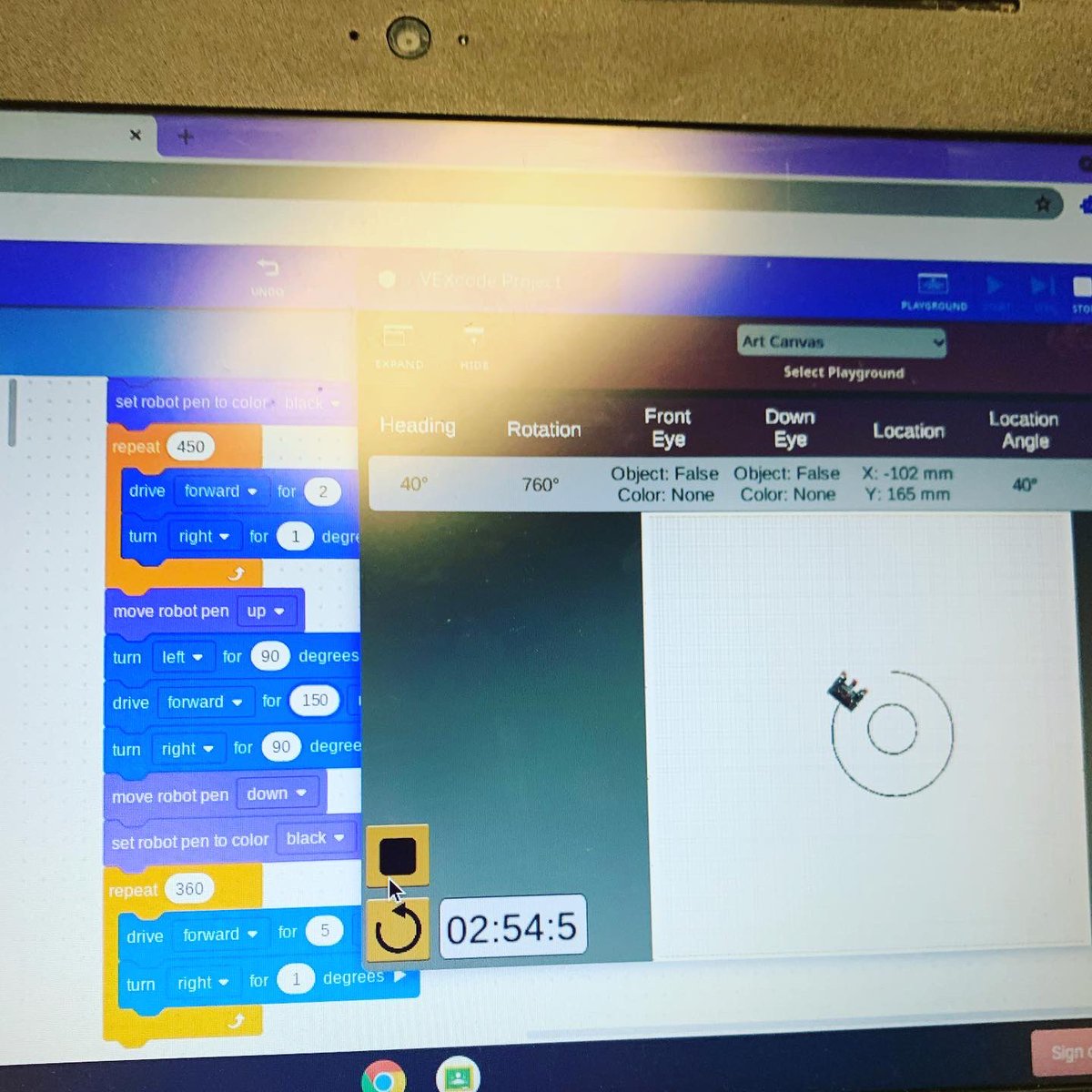 Miss_Crocker's tweet photo. Day 61: Challenge - “Code a bullseye” 🎯

My students continue to amaze me! #vexVR @VEXRobotics https://t.co/4oBXHvqL3J