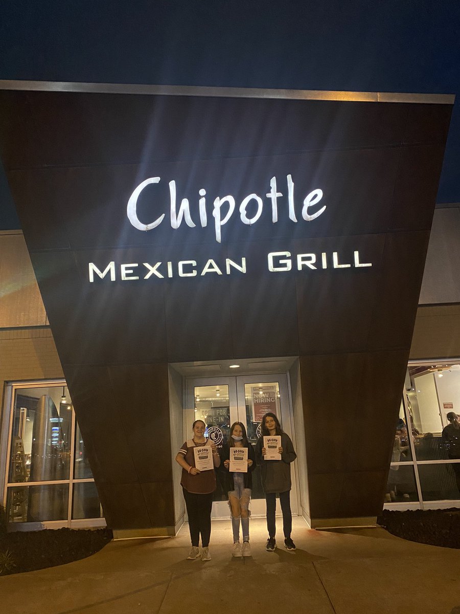 LaikenBailey's tweet photo. Come support the @PipkinR12 cheer team! We are at the Chipotle on South Campbell! https://t.co/2maTeJxugu